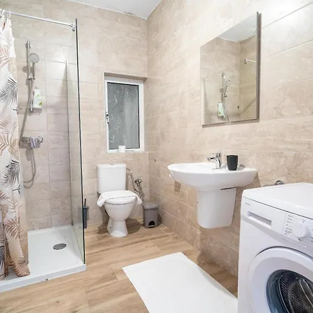Peaceful Seafront 3br With Balcony By 360 Estates Apartamento Birżebbuġa