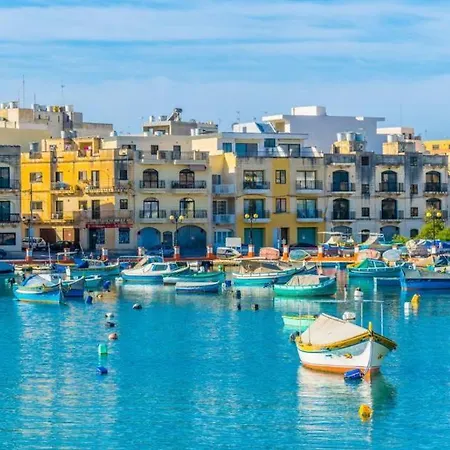 Apartment Peaceful Seafront 3br With Balcony By 360 Estates