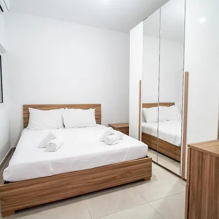 Peaceful Seafront 3br With Balcony By 360 Estates Apartament