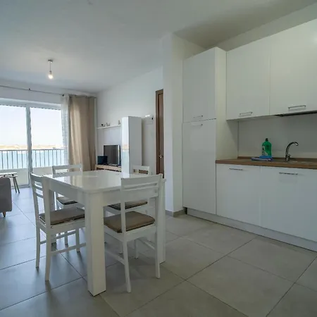 Peaceful Seafront 3br With Balcony By 360 Estates * Birżebbuġa